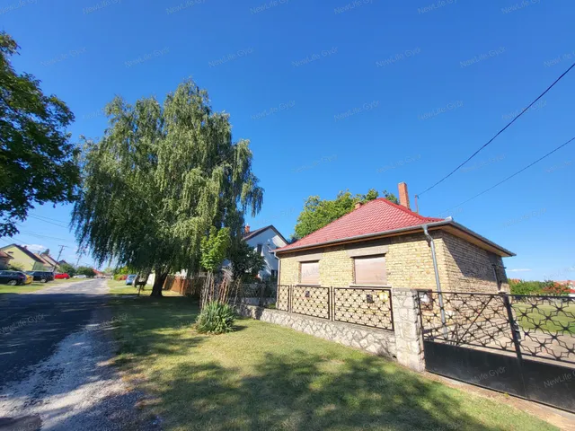 Eladó ház Győr, Győrszentiván 82 nm