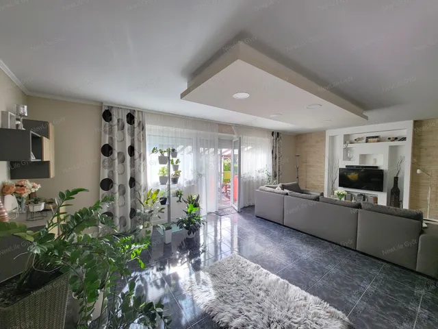 Eladó ház Győr, Bácsa 157 nm