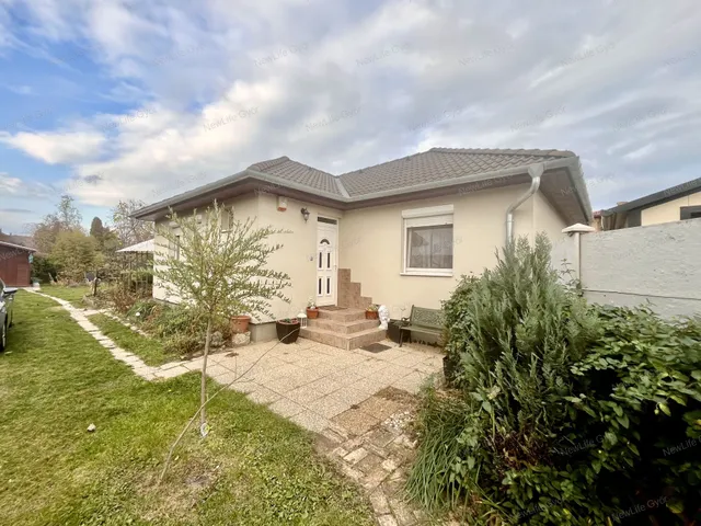 Eladó ház Győr, Győrszentiván 101 nm