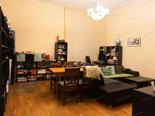 Eladó lakás Győr, Belváros 69 nm