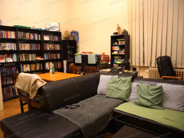 Eladó lakás Győr, Belváros 69 nm