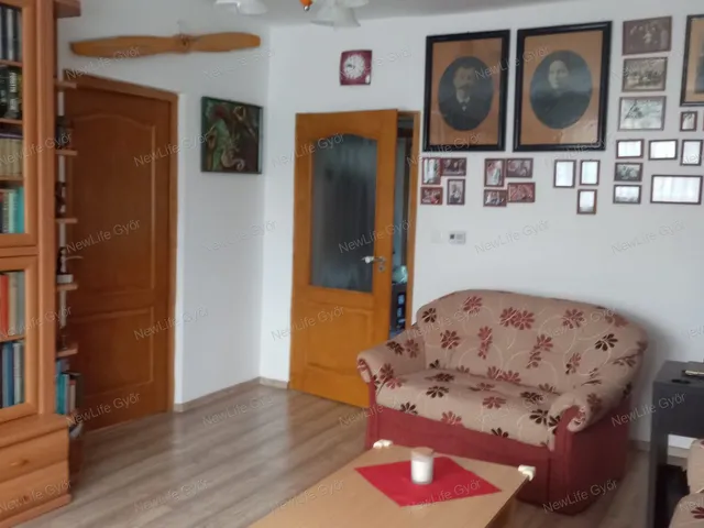 Eladó lakás Győr, Nádorváros 64 nm