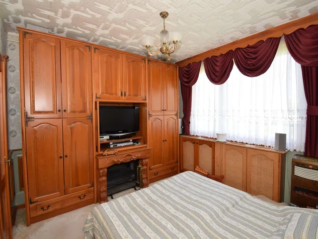 Eladó lakás Győr, Adyváros 53 nm