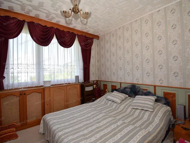 Eladó lakás Győr, Adyváros 53 nm