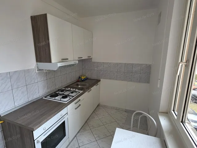 Eladó lakás Győr 67 nm