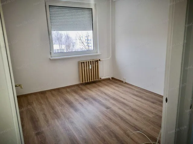 Eladó lakás Győr 68 nm