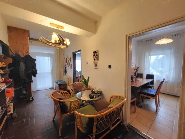 Eladó lakás Győr, Ménfőcsanak 100 nm