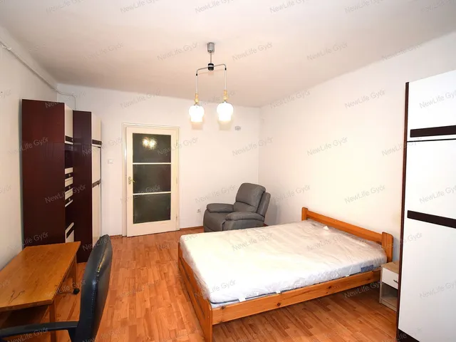 Eladó lakás Győr, Révfalu 51 nm