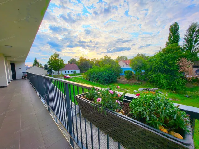 Eladó lakás Győr, Szabadhegy 97 nm