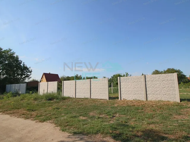 Eladó mezőgazdasági ingatlan Győr 1063 nm