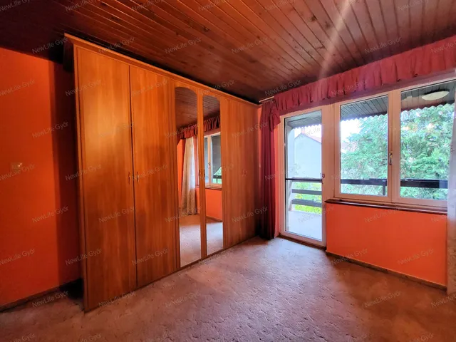 Eladó ház Győr, Kisbácsa 205 nm