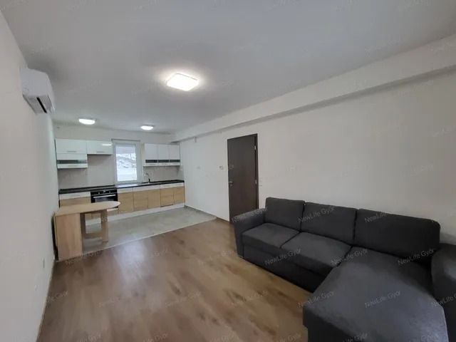 Eladó lakás Győr, Szabadhegy 43 nm