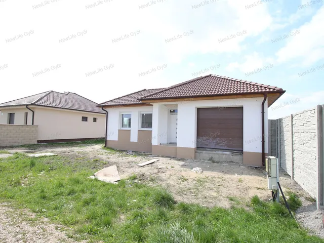 Eladó ház Győrzámoly 114 nm