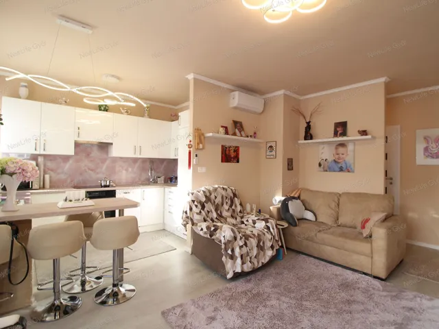 Kiadó lakás Győr, Belváros, Szent István út 58 nm