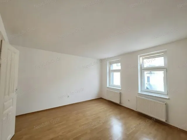 Eladó lakás Győr, Belváros 36 nm