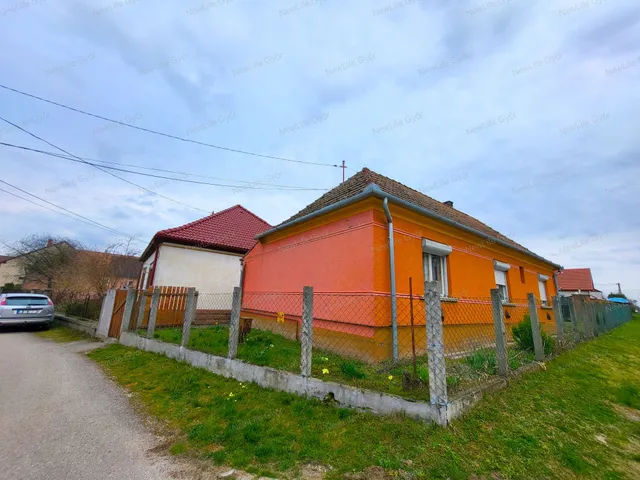 Eladó ház Győr, Gyirmót 80 nm