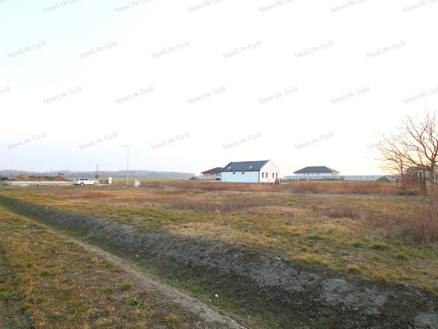 Eladó telek Mecsér 888 nm