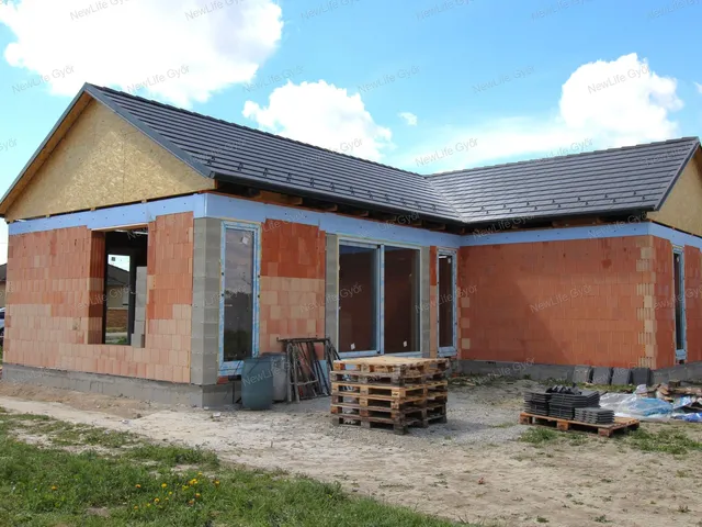 Eladó ház Győrzámoly 128 nm