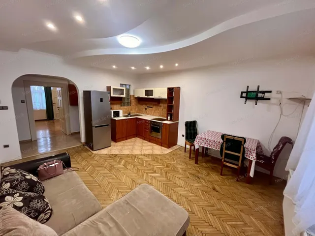 Eladó lakás Győr 46 nm