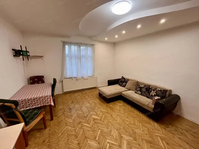 Eladó lakás Győr, Gyárváros 46 nm
