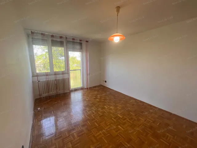 Eladó lakás Győr 43 nm