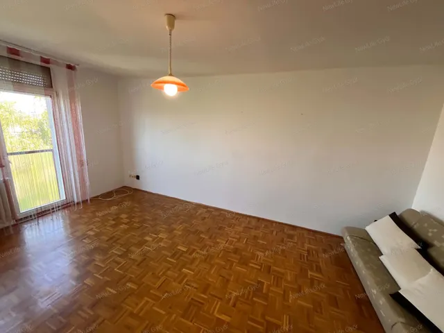 Eladó lakás Győr 43 nm