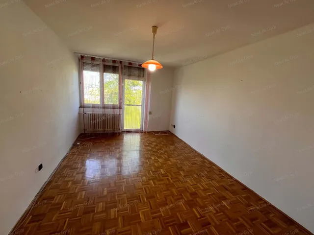 Eladó lakás Győr 43 nm