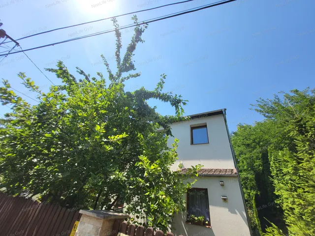 Eladó lakás Győr, Nádorváros 100 nm