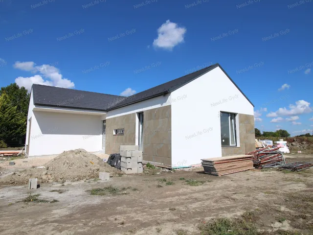 Eladó ház Győrzámoly 150 nm