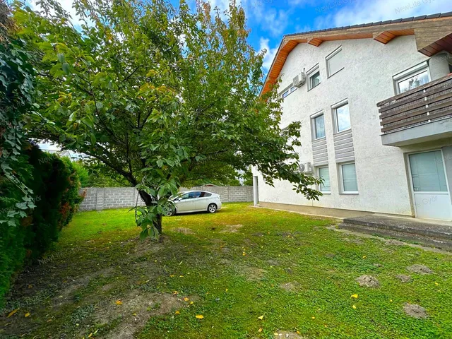 Eladó lakás Győr, Révfalu 72 nm