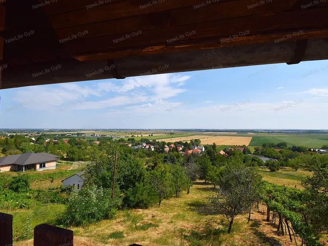 Eladó ház Győrújbarát 80 nm