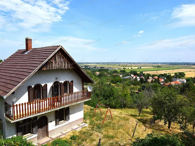 Eladó ház Győrújbarát 80 nm