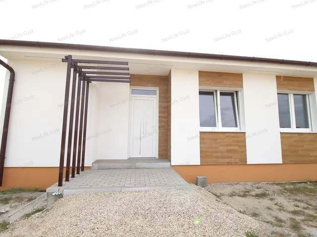 Eladó ház Dunaszeg 113 nm