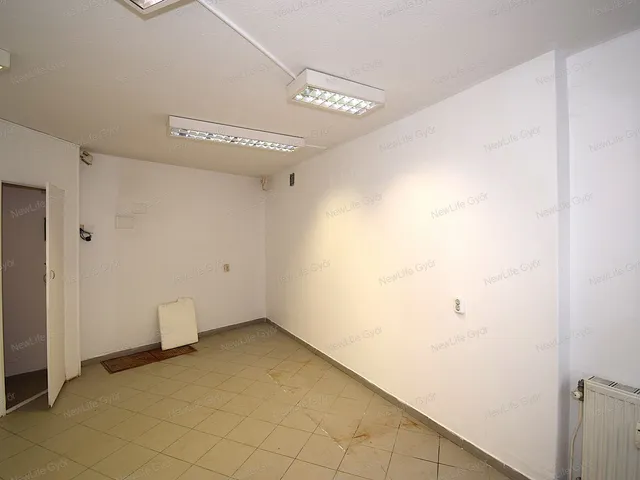 Kiadó kereskedelmi és ipari ingatlan Győr 20 nm