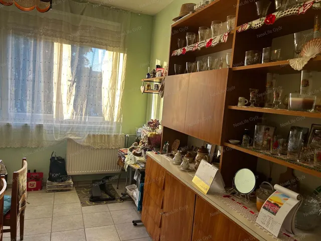 Eladó lakás Sopron, Jereván-lakótelep 60 nm