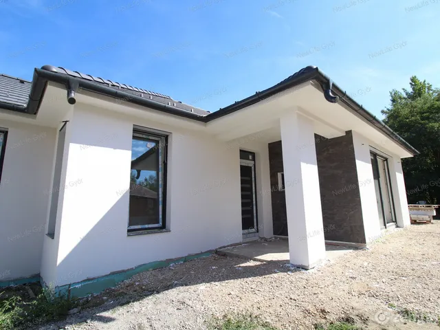 Eladó ház Győrzámoly 156 nm