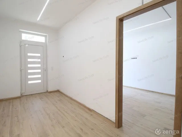 Eladó ház Győrzámoly 156 nm