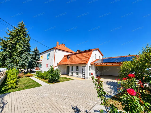 Eladó lakás Győr, Szabadhegy 148 nm