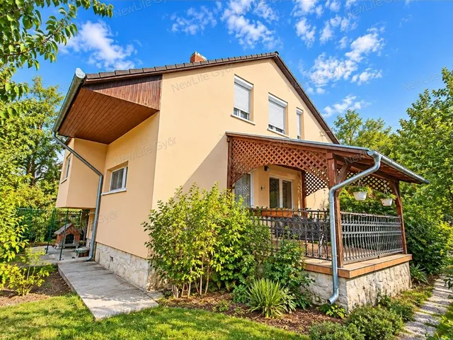 Eladó ház Győr, Kismegyer 130 nm