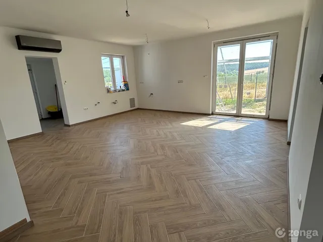 Eladó ház Vácduka 75 nm