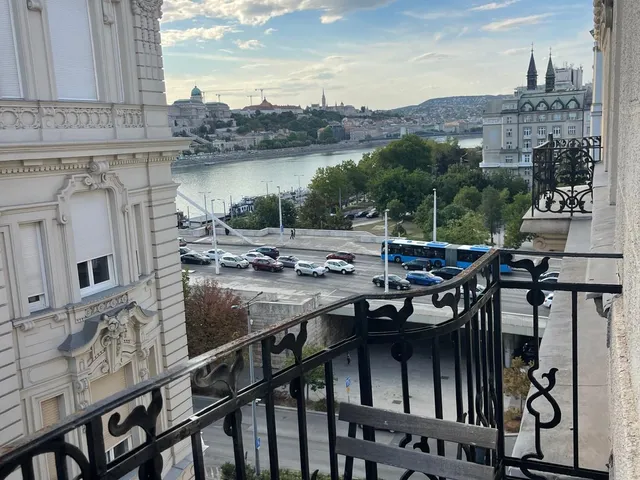 Kiadó lakás Budapest V. kerület, Március 15. tér 8. 54 nm