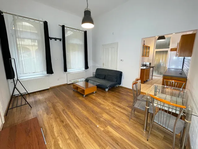 Eladó lakás Budapest VI. kerület, Nagykörúton kívüli terület 46 nm