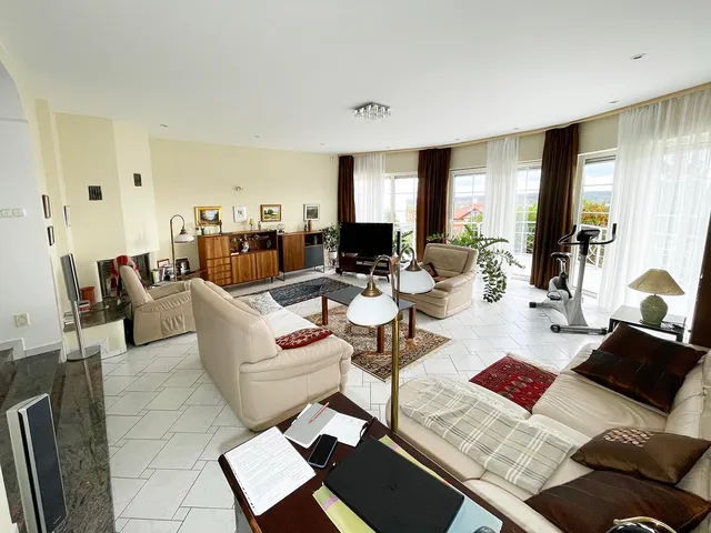 Eladó ház Budaörs, Kertváros 271 nm