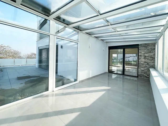 Kiadó ház Budaörs 280 nm