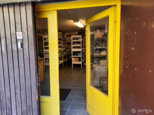 Eladó garázs Nyíregyháza, Belváros, Szarvas utca 5-9 55 nm