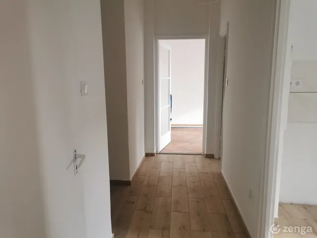 Eladó lakás Tatabánya, Újváros 51 nm