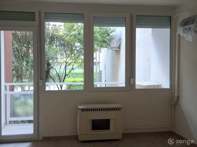 Eladó lakás Vác, Deákvár 58 nm