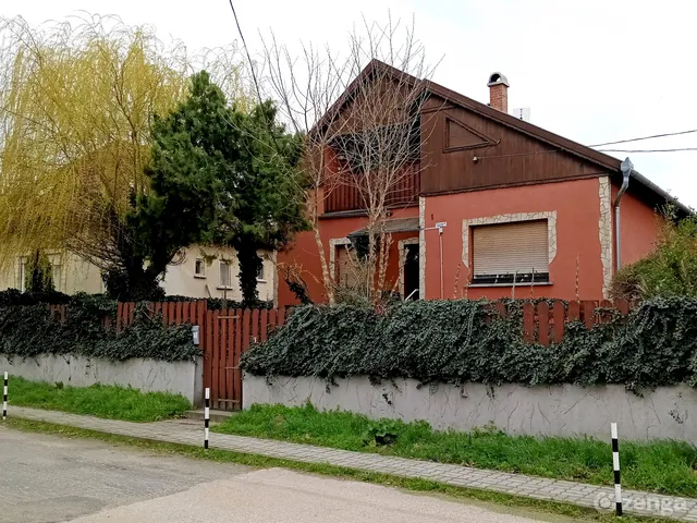 Eladó ház Dömsöd 134 nm