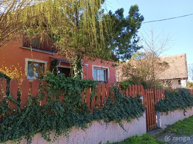 Eladó ház Dömsöd 134 nm