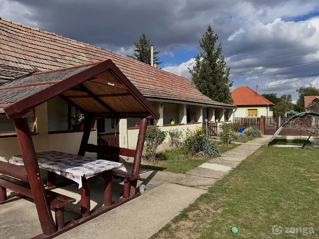 Eladó ház Kóka 80 nm